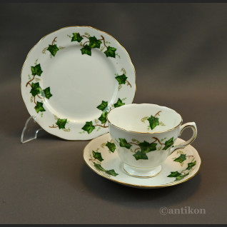 Angielska porcelana serwis do herbaty z paterą Angielska porcelana serwis do herbaty z paterą