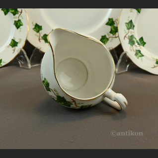 Angielska porcelana serwis do herbaty z paterą Angielska porcelana serwis do herbaty z paterą