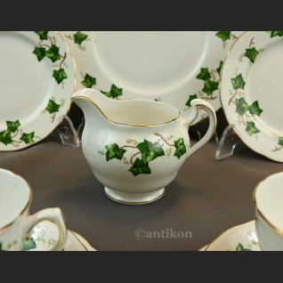 Angielska porcelana serwis do herbaty z paterą Angielska porcelana serwis do herbaty z paterą