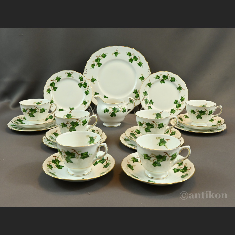 Angielska porcelana serwis do herbaty z paterą Angielska porcelana serwis do herbaty z paterą