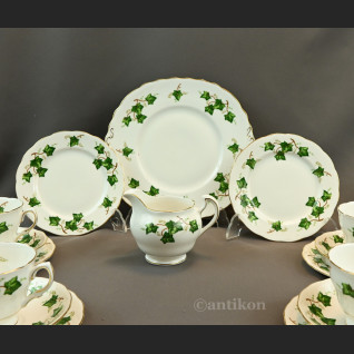 Angielska porcelana serwis do herbaty z paterą Angielska porcelana serwis do herbaty z paterą