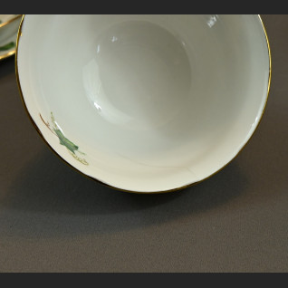 Angielska porcelana serwis do herbaty z paterą Angielska porcelana serwis do herbaty z paterą