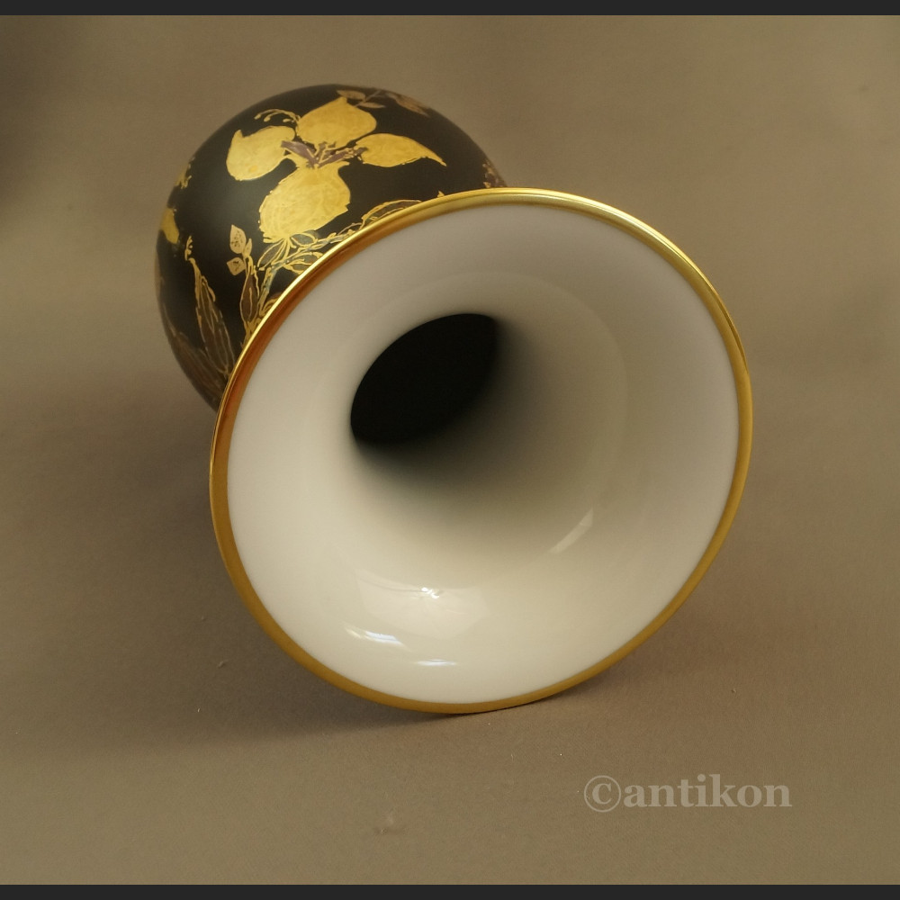Elegancki wazon Rosenthal czarno złoty  Elegancki wazon Rosenthal czarno złoty