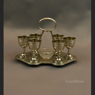 Stary zestaw kieliszków do jajek Stary zestaw kieliszków do jajek