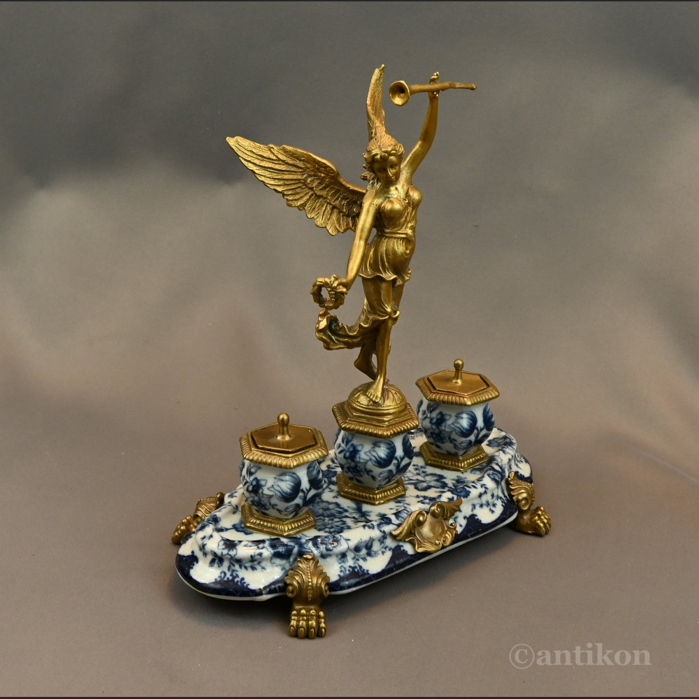 Kałamarz porcelanowy z Wiktorią prezent Kałamarz porcelanowy z Wiktorią prezent