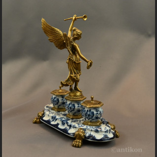 Kałamarz porcelanowy z Wiktorią prezent Kałamarz porcelanowy z Wiktorią prezent