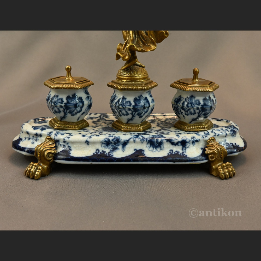 Kałamarz porcelanowy z Wiktorią prezent Kałamarz porcelanowy z Wiktorią prezent