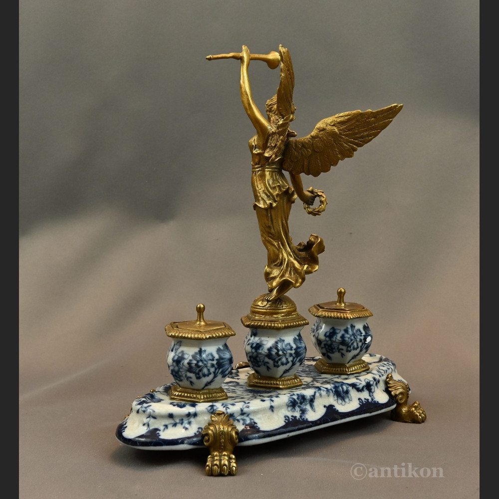 Kałamarz porcelanowy z Wiktorią prezent Kałamarz porcelanowy z Wiktorią prezent