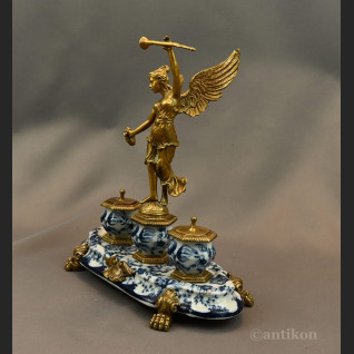 Kałamarz porcelanowy z Wiktorią prezent Kałamarz porcelanowy z Wiktorią prezent