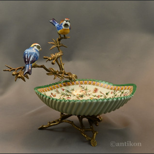 Patera secesyjna z ptaszkami 