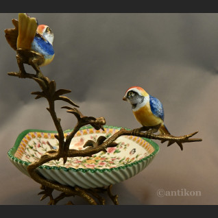 Patera secesyjna z ptaszkami 