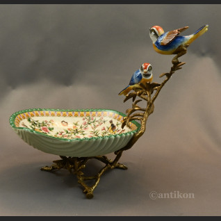 Patera secesyjna z ptaszkami 