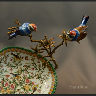 Patera secesyjna z ptaszkami 