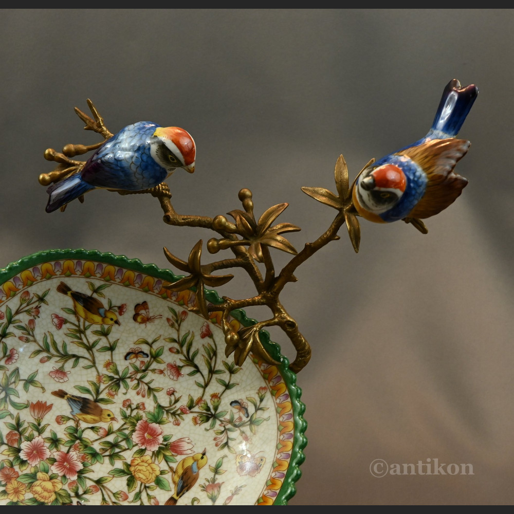 Patera secesyjna z ptaszkami 