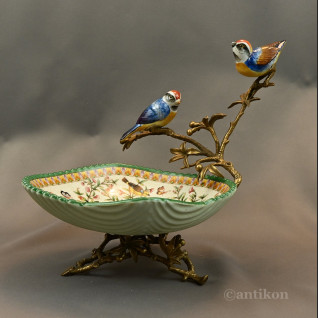 Patera secesyjna z ptaszkami 