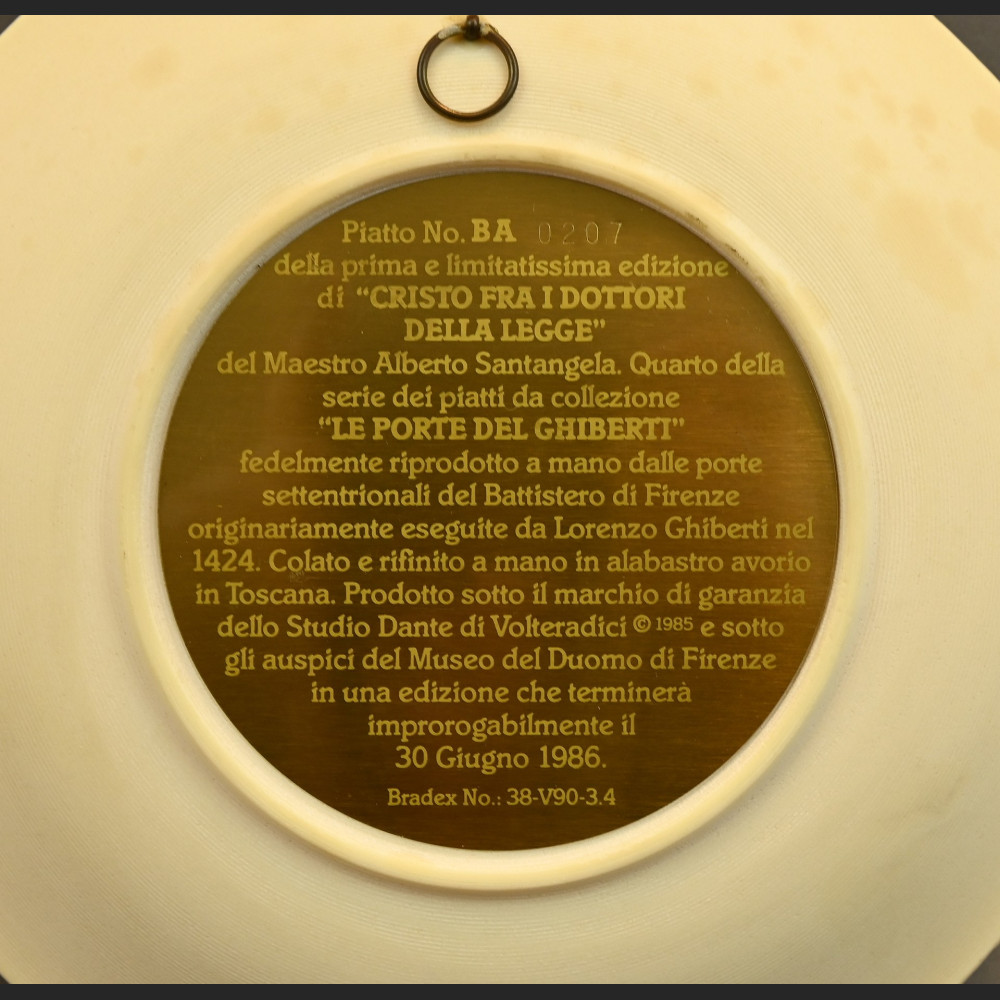 Relief alabastrowy święty 