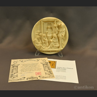 Relief alabastrowy święty 