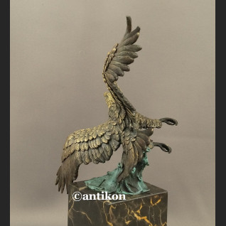 Orzeł rzeźba z brązu na prezent do gabinetu Orzeł rzeźba z brązu na prezent do gabinetu