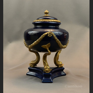 Waza barokowa z delfinami na prezent  Waza barokowa z delfinami na prezent