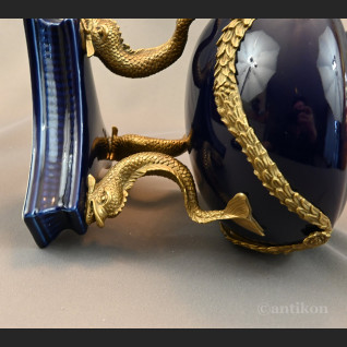 Waza barokowa z delfinami na prezent  Waza barokowa z delfinami na prezent