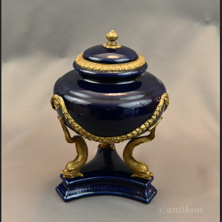 Waza barokowa z delfinami na prezent  Waza barokowa z delfinami na prezent