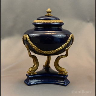 Waza barokowa z delfinami na prezent  Waza barokowa z delfinami na prezent