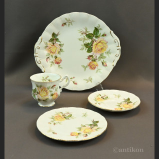 Angielski serwis do herbaty w róże 