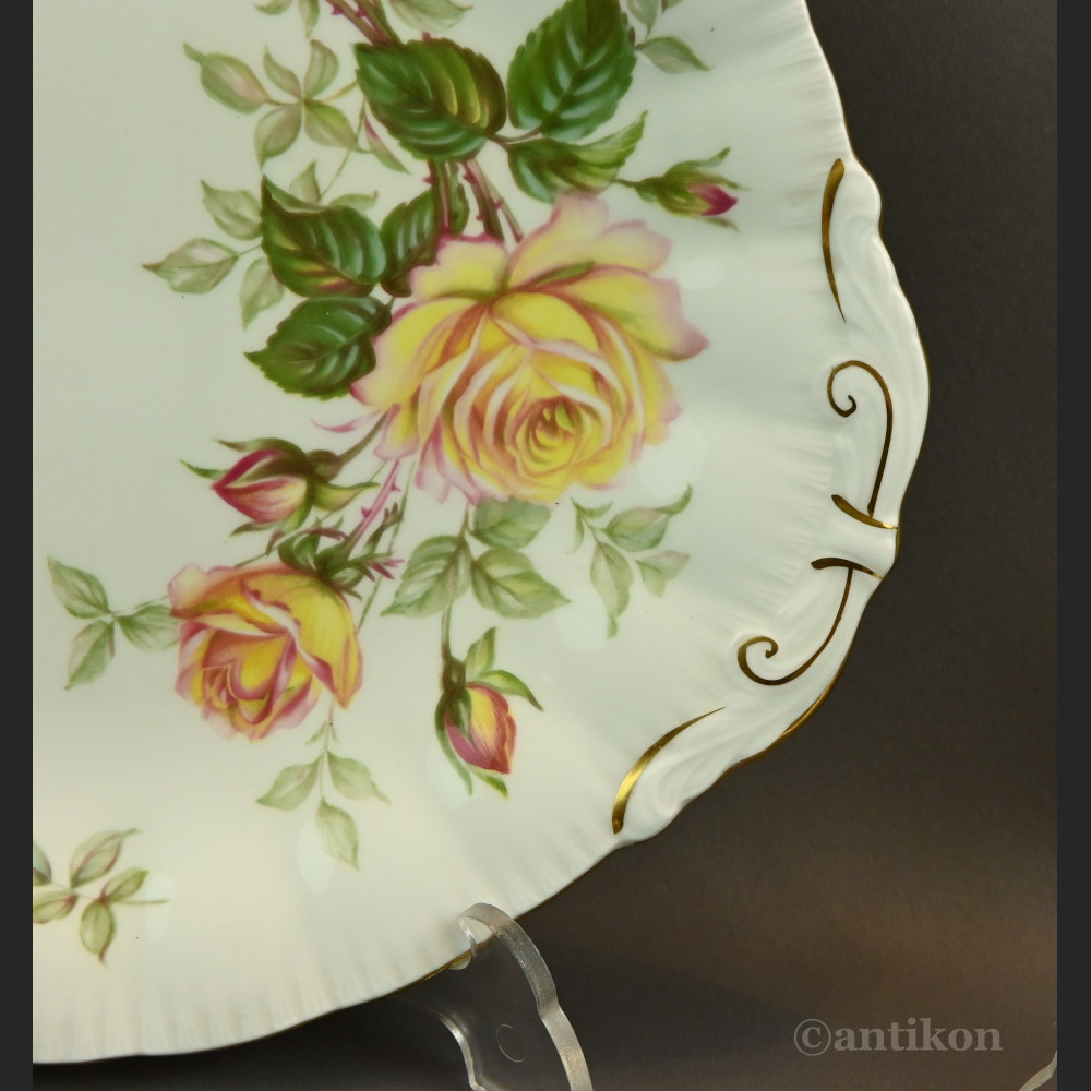 Angielski serwis do herbaty w róże 