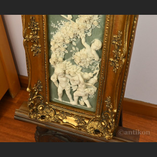 Barokowy relief alabastrowy aniołki 