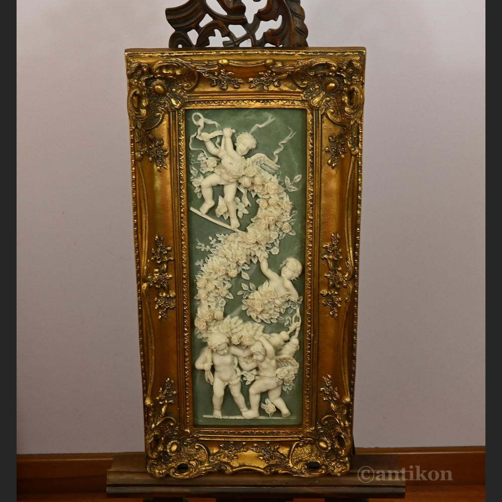 Barokowy relief alabastrowy aniołki 