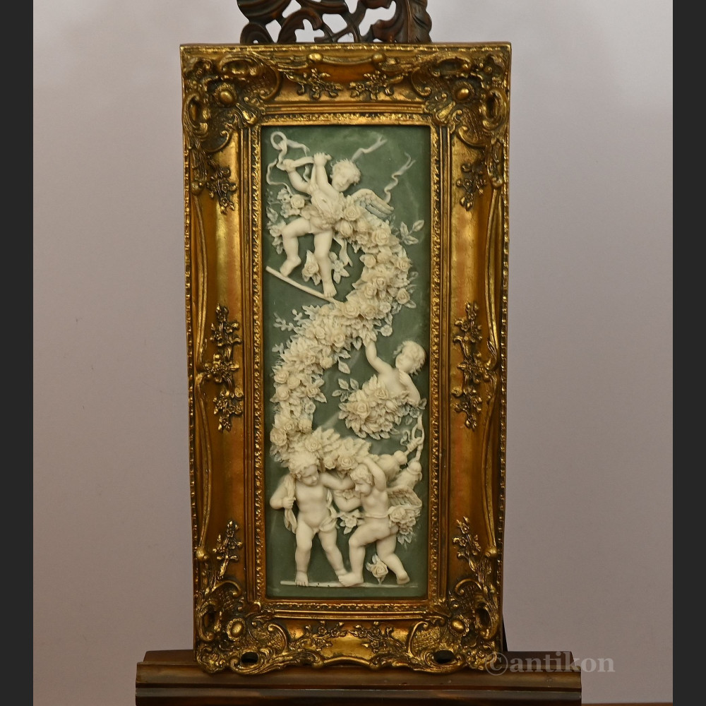 Barokowy relief alabastrowy aniołki 