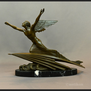 Rzeźba Aviator prezent dla pilota  Rzeźba Aviator prezent dla pilota