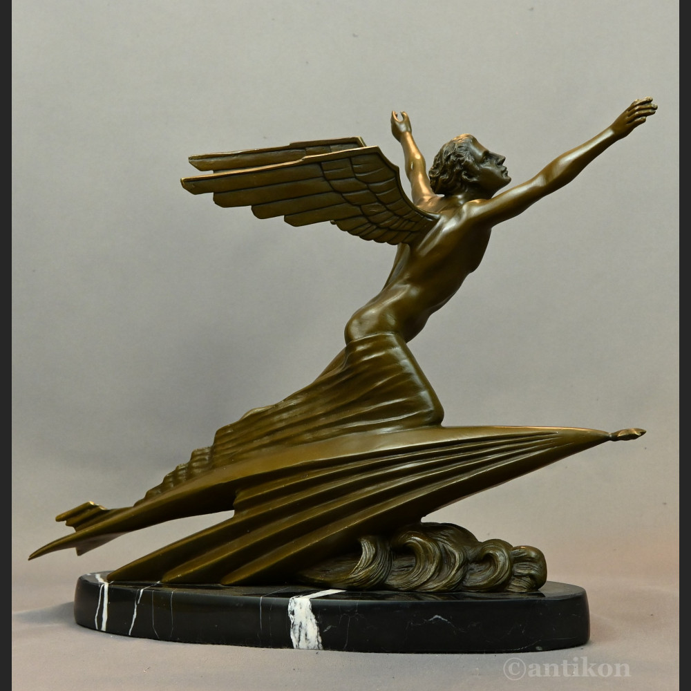 Rzeźba Aviator prezent dla pilota  Rzeźba Aviator prezent dla pilota