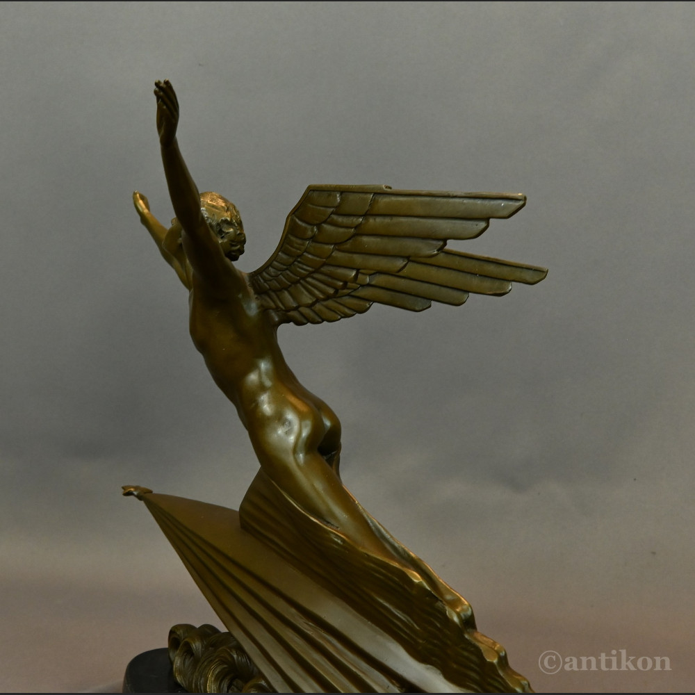 Rzeźba Aviator prezent dla pilota  Rzeźba Aviator prezent dla pilota