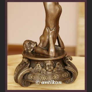 GIGANTYCZNY KANDELABR PRZEPIĘKNY AKT FRANCUSKI BRĄZ