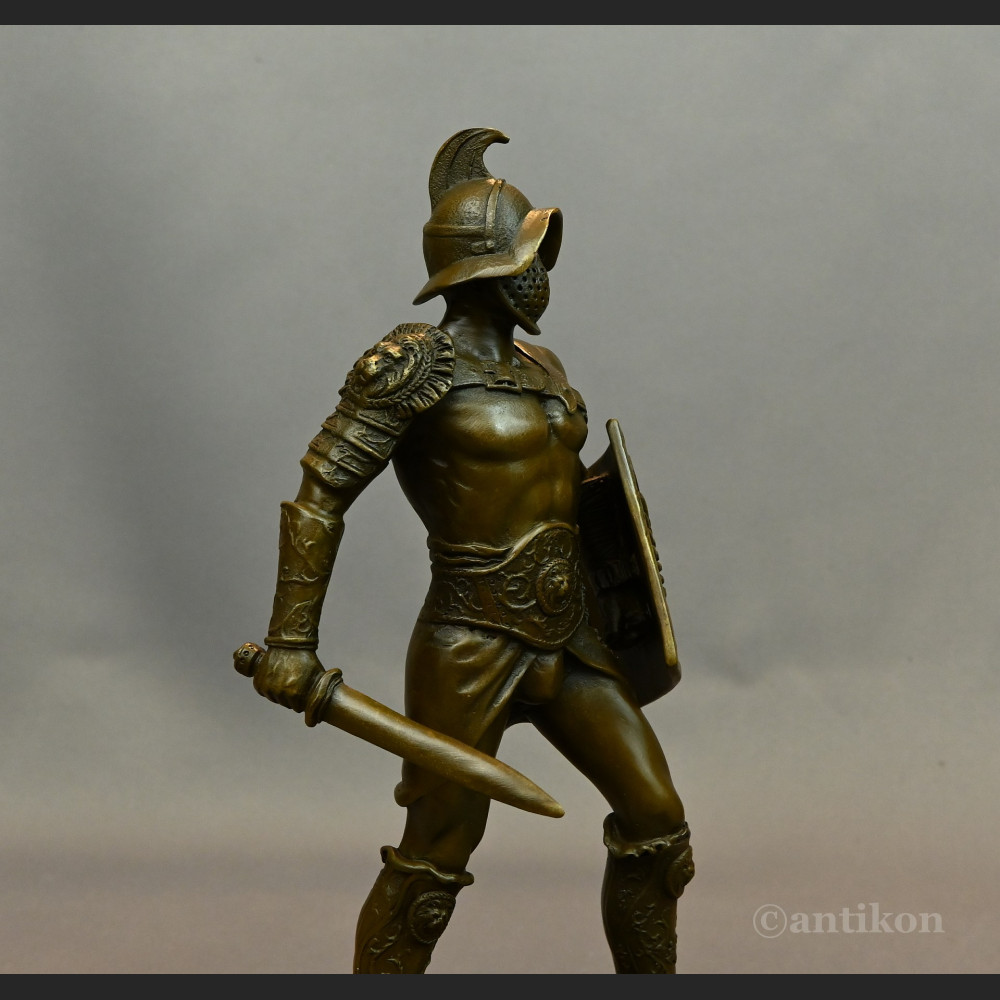 Figura gladiator z brązu prezent 