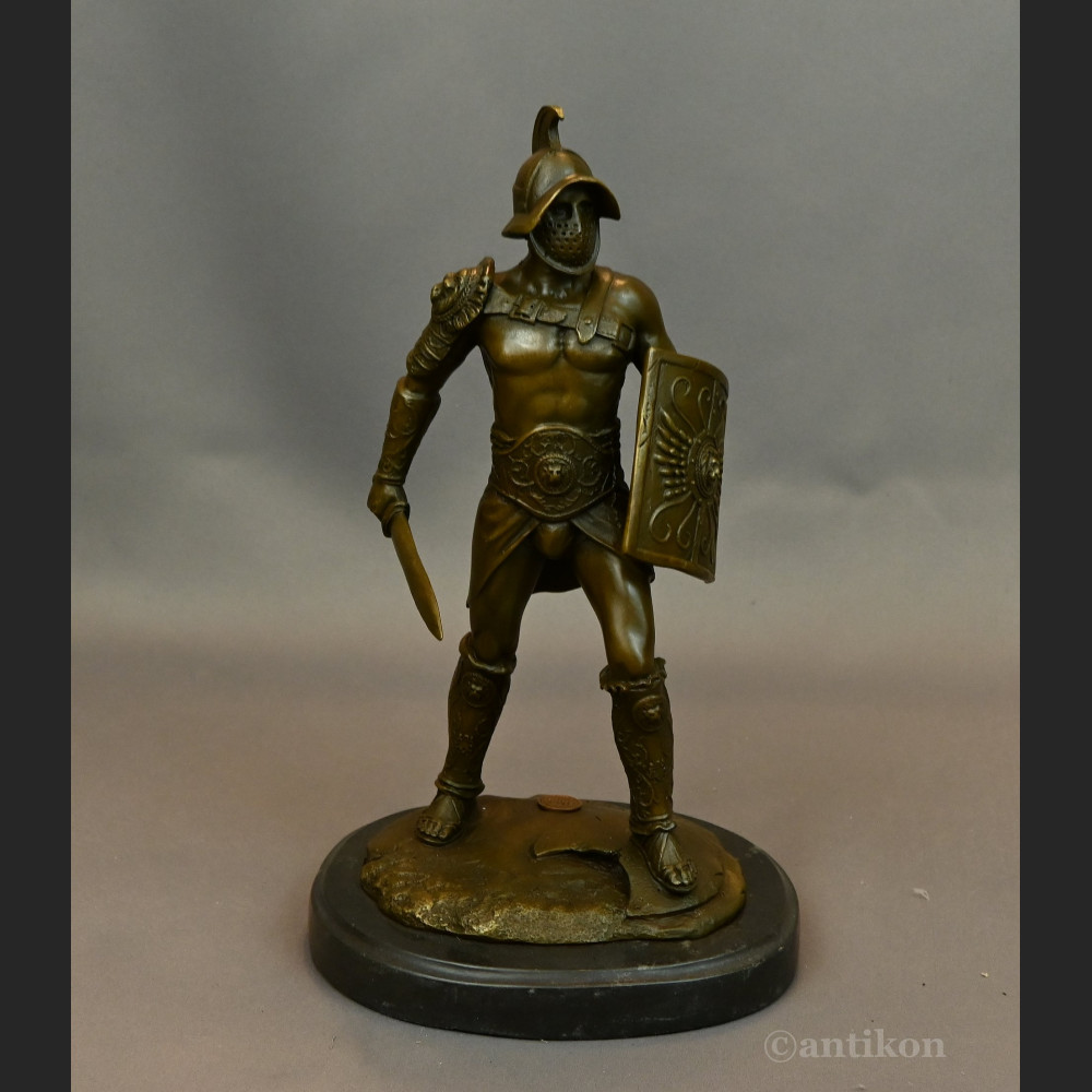 Figura gladiator z brązu prezent 