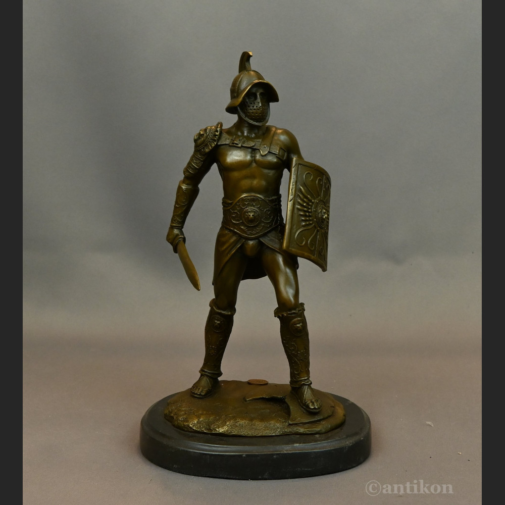 Figura gladiator z brązu prezent 