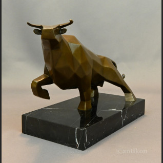 Duży kubistyczny byk w stylu Picassa rzeźba 