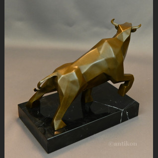 Duży kubistyczny byk w stylu Picassa rzeźba 