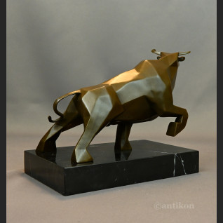 Duży kubistyczny byk w stylu Picassa rzeźba 