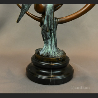 Piękny elf pokaźna figura z brązu  Piękny elf pokaźna figura z brązu