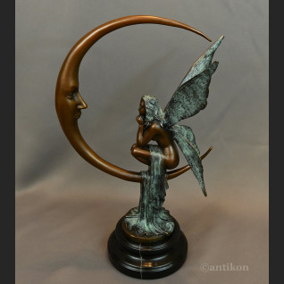 Piękny elf pokaźna figura z brązu  Piękny elf pokaźna figura z brązu