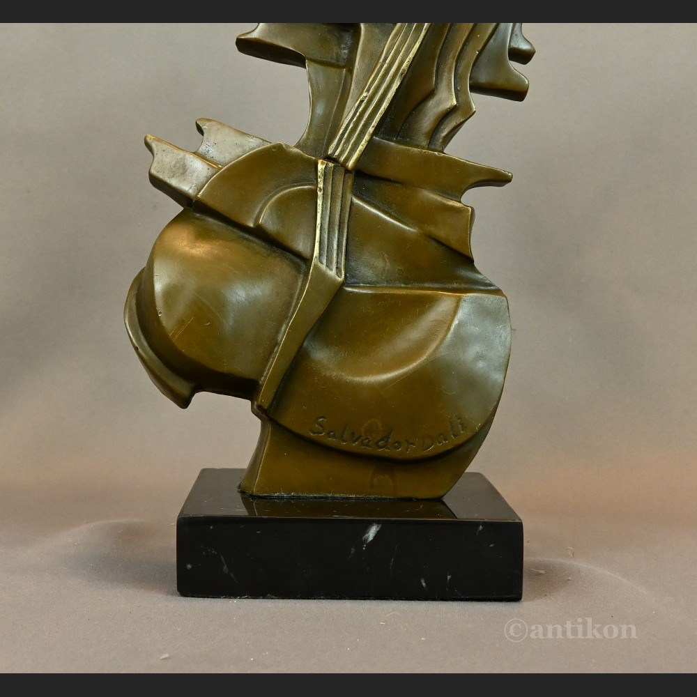 Prezent dla muzyka rzeźba wiolonczela Dali 