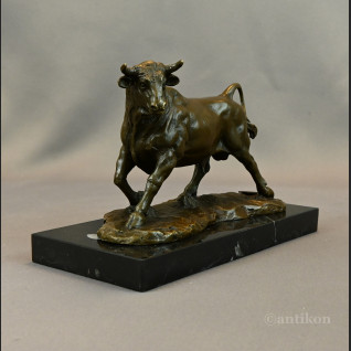 Byk rzeźba luksusowy prezent dla managera 