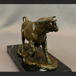 Byk rzeźba luksusowy prezent dla managera 