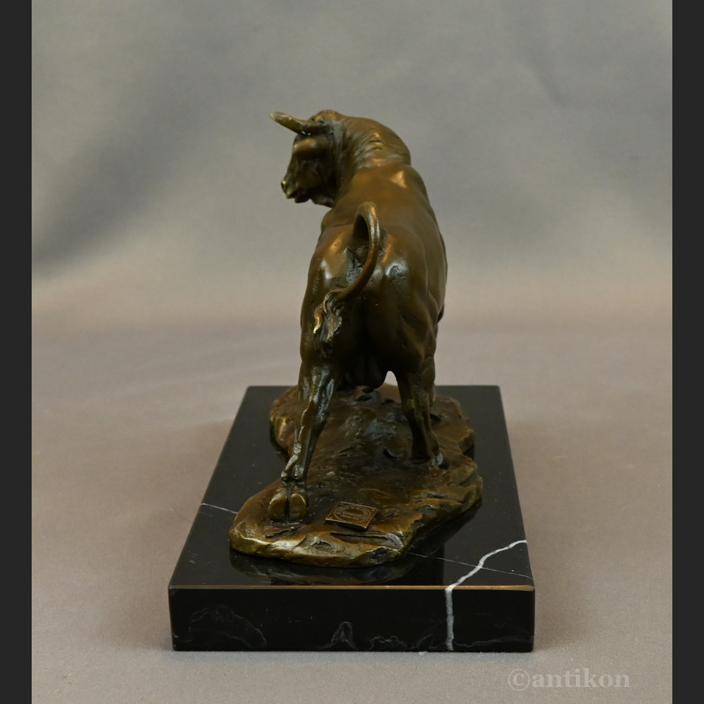 Byk rzeźba luksusowy prezent dla managera 