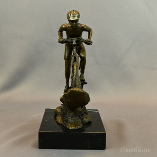 Kolarz kolarstwo sygnowana rzeźba rowerzysta prawdziwy brąz 