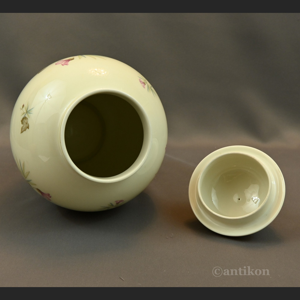 Wazon Thomas Ivory Rosenthal z pokrywą Wazon Thomas Ivory Rosenthal z pokrywą