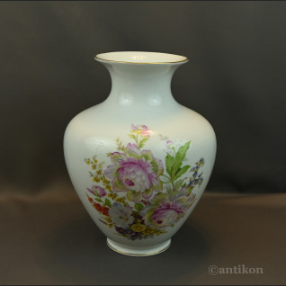 Kwiatowy biały wazon Rosenthal 